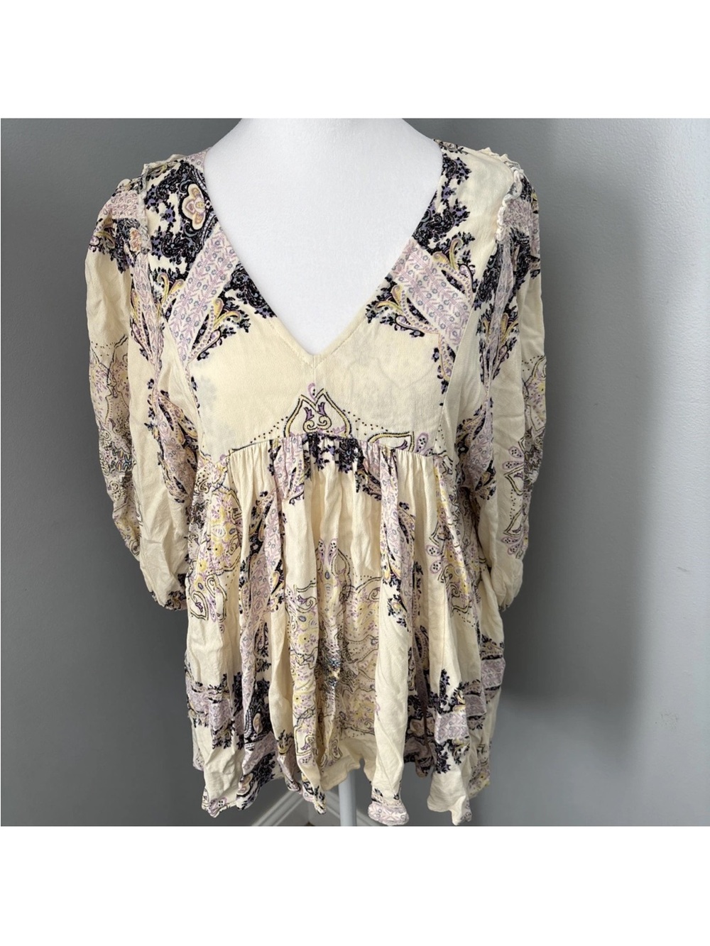 Free People Boho Cream Paisley Oversized High Low Babydoll Tunic Top XS Bohemian